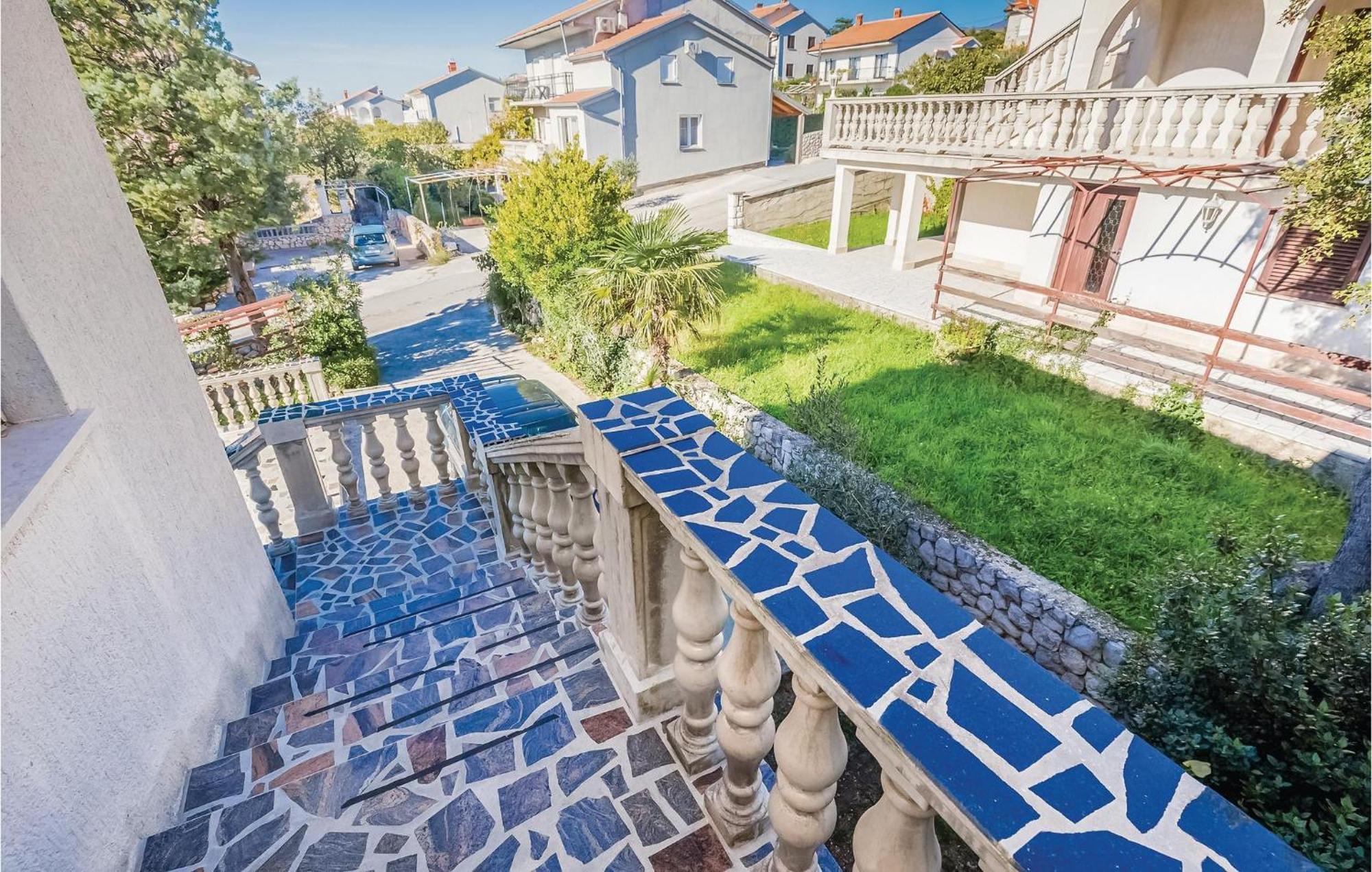 Stunning Apartment In Novi Vinodolski With Wifi Eksteriør billede